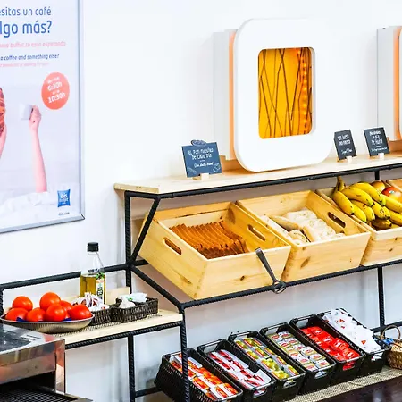 Ibis Budget Costa Brava Pensjonat