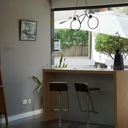 Ibis Budget Costa Brava Жирона