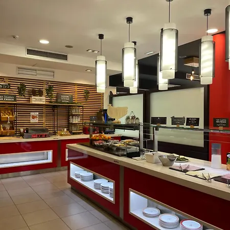 Ibis Budget Costa Brava Pensión Gerona