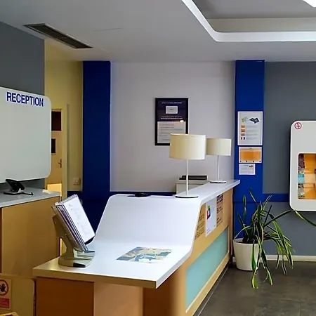 Guest house Ibis Budget Costa Brava 2*