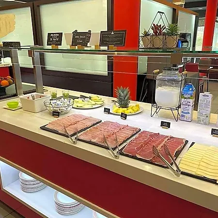 Ibis Budget Costa Brava