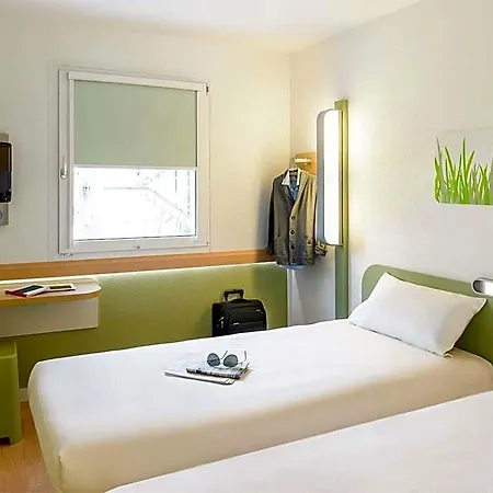 Ibis Budget Costa Brava Guest house