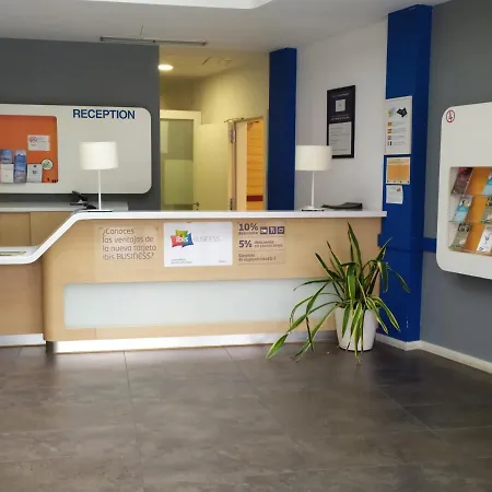 Ibis Budget Costa Brava Pensión Gerona