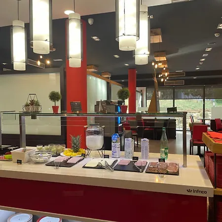 Ibis Budget Costa Brava Konukevi 2*
