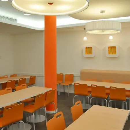 Konukevi Ibis Budget Costa Brava 2*